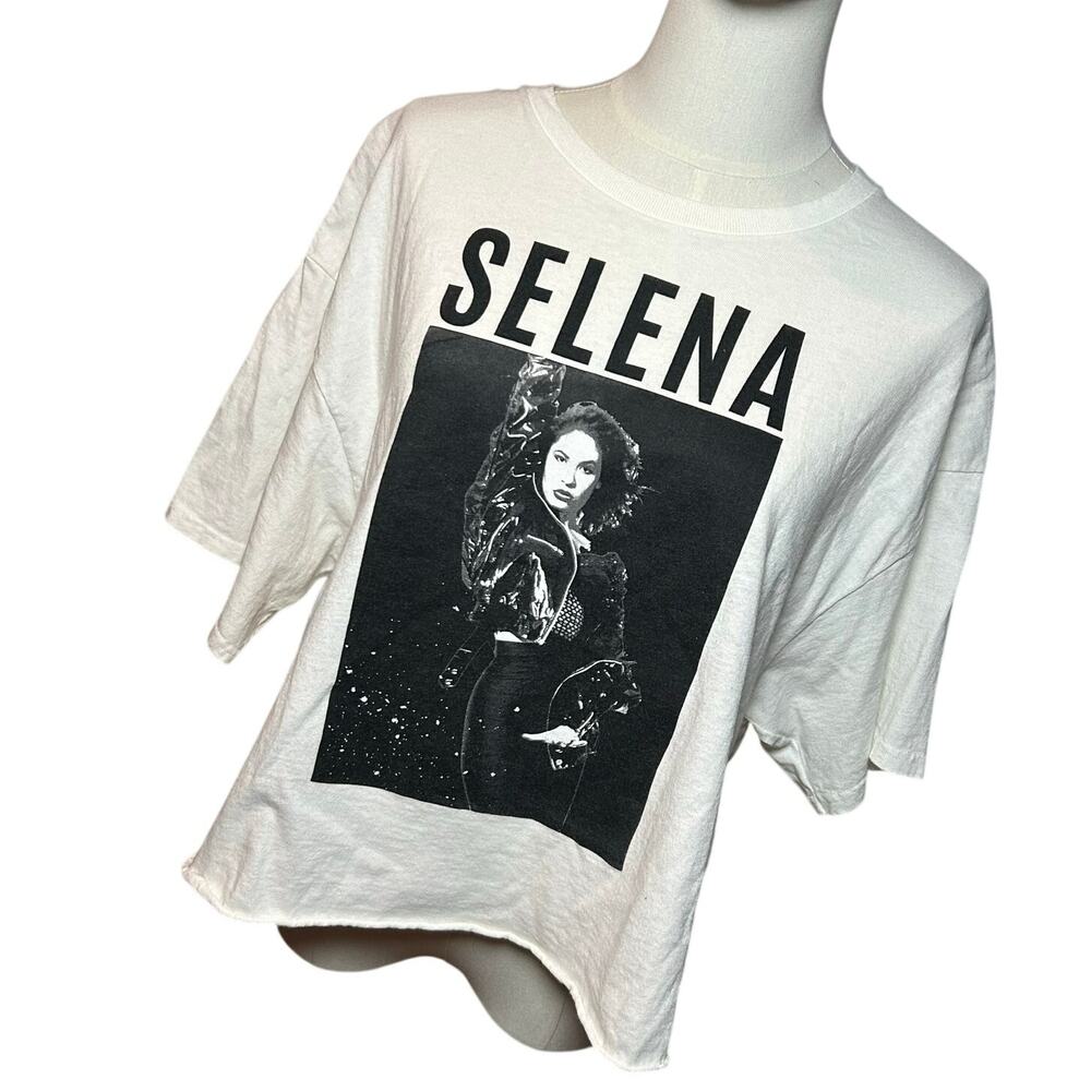 Official Selena Quintanilla Boxy Cropped Graphic Tee XL SELE0044